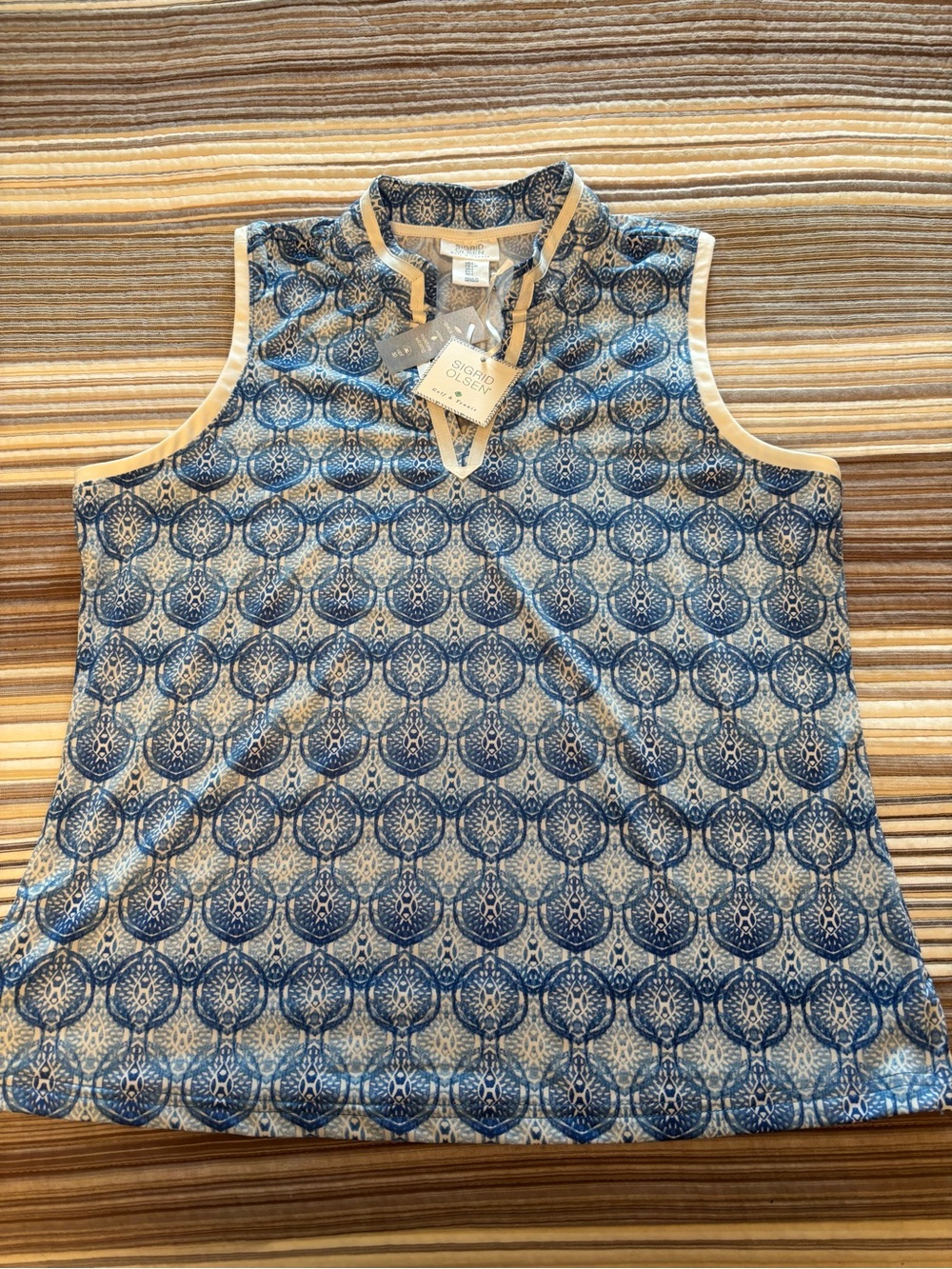 NWT Women’s Sigrid Olsen Blue Printed Sleeveless Golf/Tennis Tank